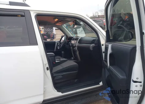 2023 Toyota 4Runner Sr5 z USA, uszkodzony, nr VIN JTEMU5JR0P6141248